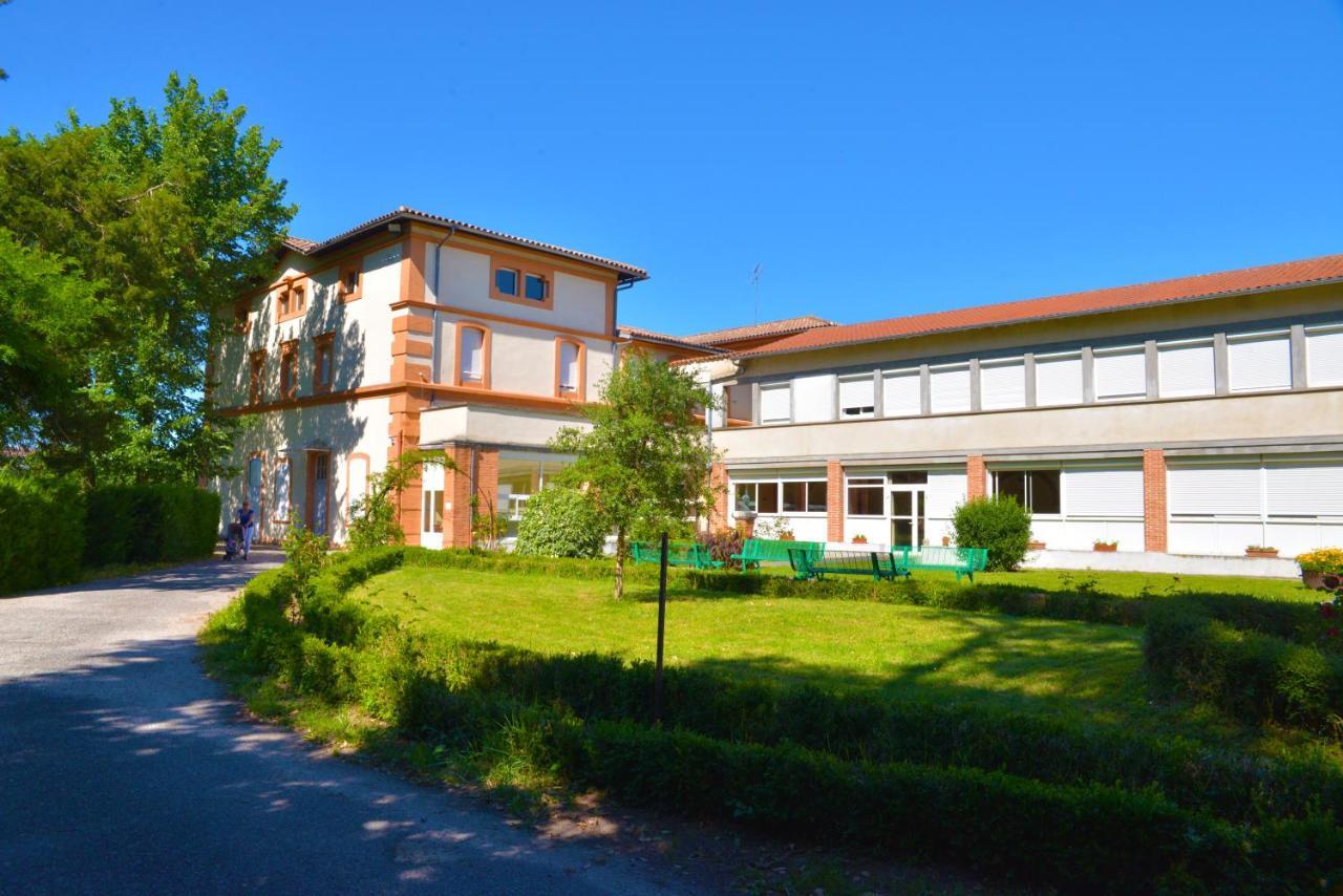 Centre Louis Ormieres Ξενοδοχείο Μοντωμπάν Εξωτερικό φωτογραφία